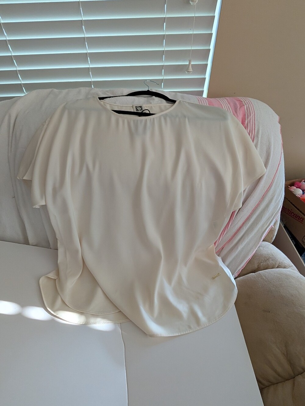Anne Klein Cream colored blouse